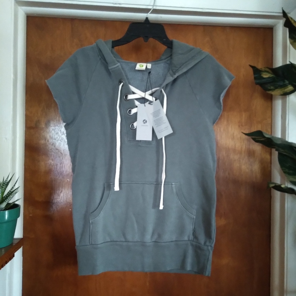Was💲25! 🥑Avocado sleeveless hoodie